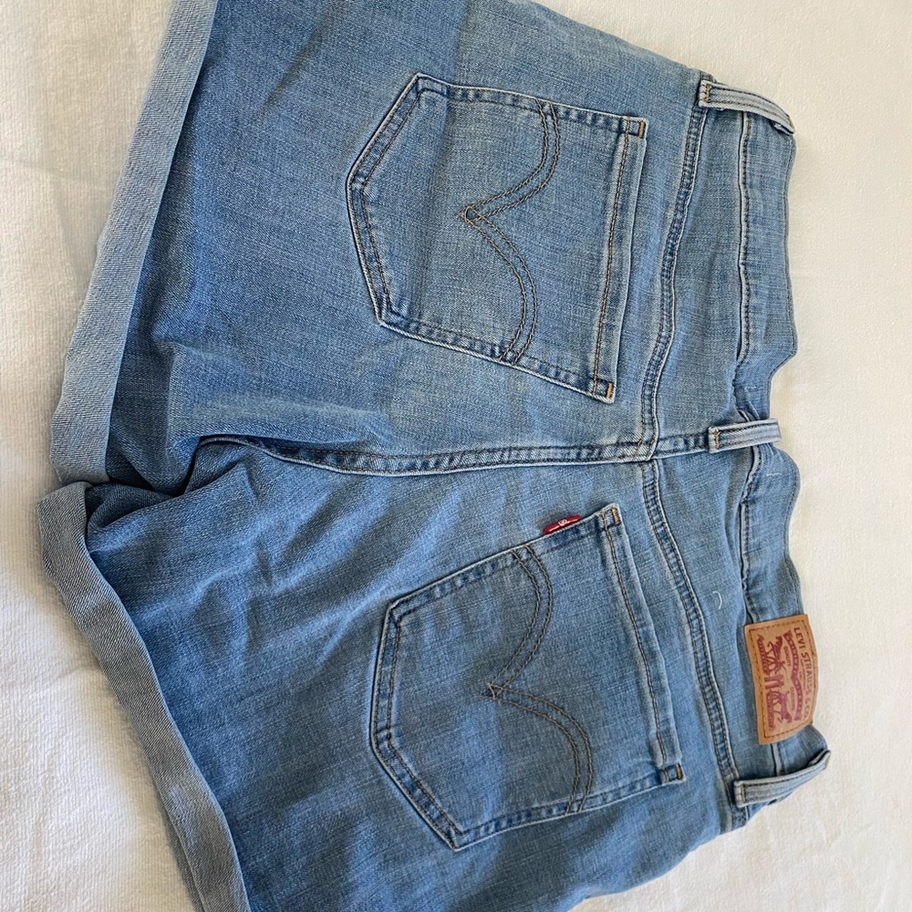Shorts - Picture 6 of 6